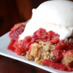 Strawberry Rhubarb Crumble