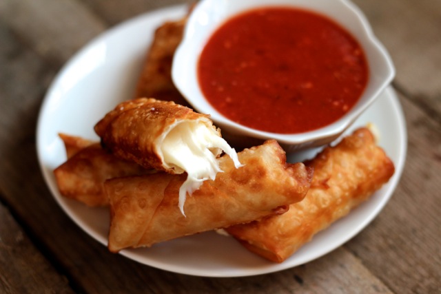 Wonton Mozzarella Sticks